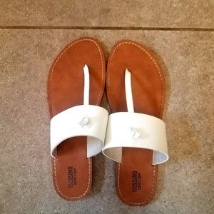 White Mossimo Sandals w/ Middle Foot Strap